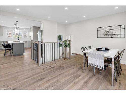 557 Walden Boulevard, Fort Erie, ON - Indoor Photo Showing Dining Room