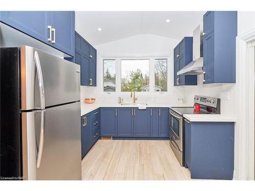 3105 Bethune Avenue, Ridgeway, ON - Indoor Photo Showing Kitchen