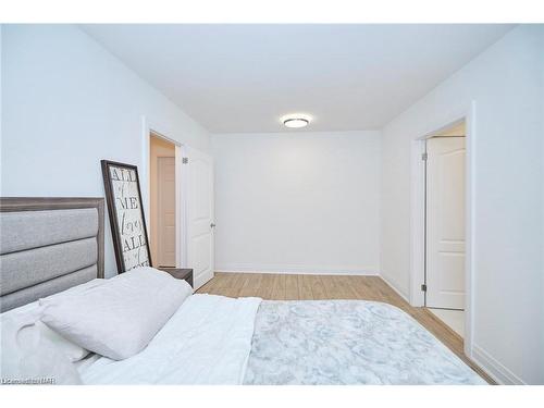 3105 Bethune Avenue, Ridgeway, ON - Indoor Photo Showing Bedroom