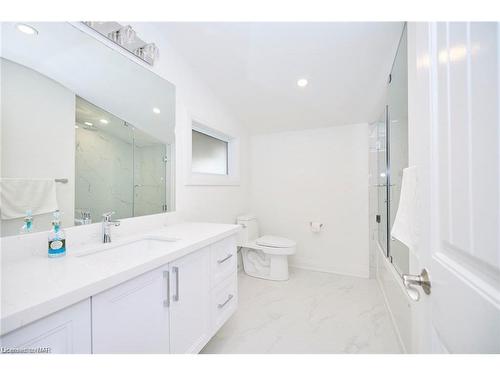 3105 Bethune Avenue, Ridgeway, ON - Indoor Photo Showing Bathroom