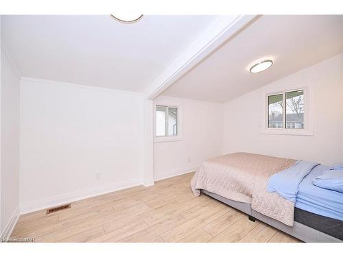 3105 Bethune Avenue, Ridgeway, ON - Indoor Photo Showing Bedroom