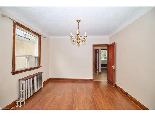 223 Niagara Street, St. Catharines, ON - Indoor Photo Showing Other Room