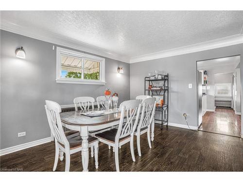 72 Harriet Street, Welland, ON - Indoor Photo Showing Dining Room