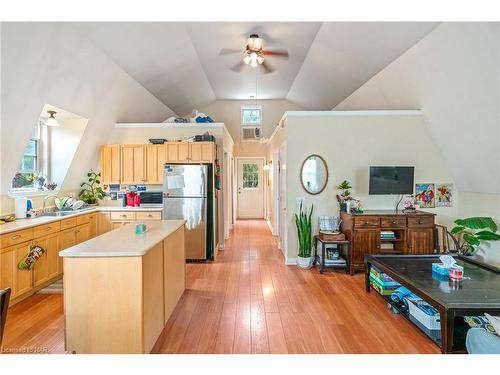 4119 Bridgeport Drive, Jordan Station, ON - Indoor Photo Showing Kitchen