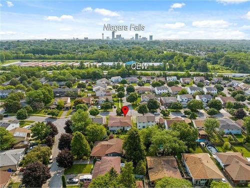 6495 Malibu Drive, Niagara Falls, ON - Outdoor With View