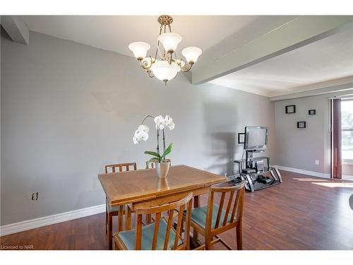 11 Rendale Avenue, St. Catharines, ON - Indoor Photo Showing Dining Room