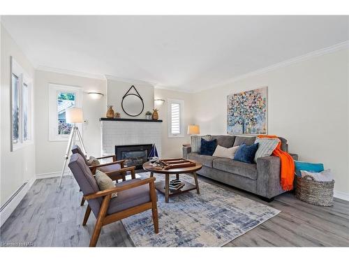 11317 Fowler Road, Wainfleet, ON - Indoor Photo Showing Living Room With Fireplace