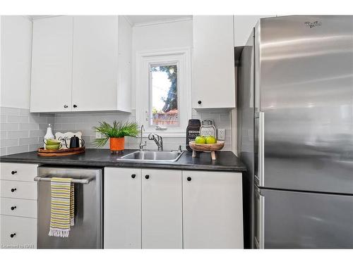 11317 Fowler Road, Wainfleet, ON - Indoor Photo Showing Kitchen