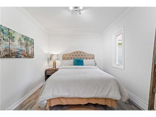 11317 Fowler Road, Wainfleet, ON - Indoor Photo Showing Bedroom