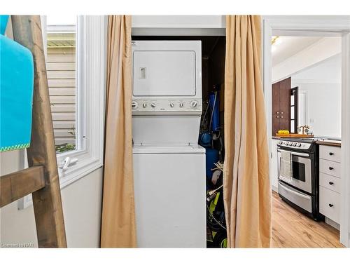 11317 Fowler Road, Wainfleet, ON - Indoor Photo Showing Laundry Room