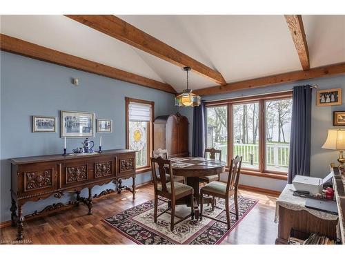 557 Edgewater Place, Dunnville, ON - Indoor Photo Showing Dining Room