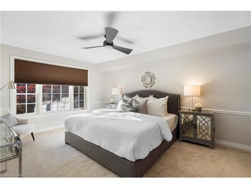 205-70 Main Street, St. Catharines, ON - Indoor Photo Showing Bedroom