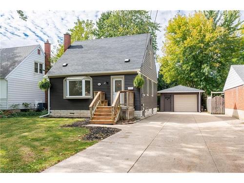 3047 Saint Patrick Avenue, Niagara Falls, ON - Outdoor