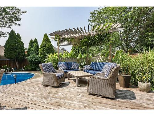 69 The Promenade Street, Niagara-On-The-Lake, ON - Outdoor With In Ground Pool With Deck Patio Veranda