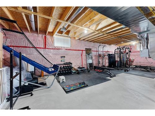 133 Lametti Drive N, Fonthill, ON - Indoor Photo Showing Basement