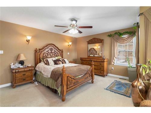 162 Cole Crescent, Niagara-On-The-Lake, ON - Indoor Photo Showing Bedroom