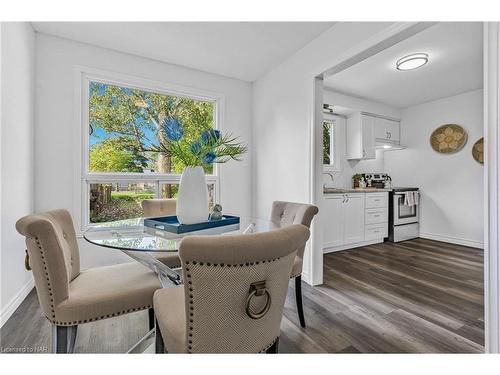 52 Silvan Drive, Welland, ON - Indoor Photo Showing Dining Room