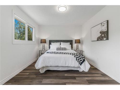 52 Silvan Drive, Welland, ON - Indoor Photo Showing Bedroom