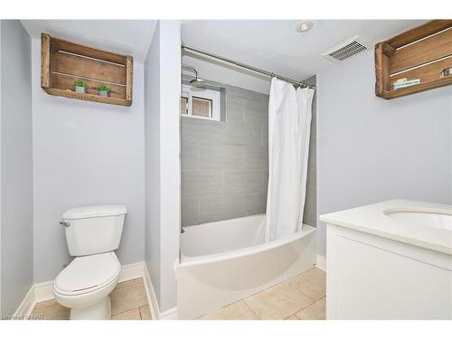 12 Corbett Avenue, St. Catharines, ON - Indoor Photo Showing Bathroom