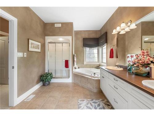 5045 Michener Road, Ridgeway, ON - Indoor Photo Showing Bathroom