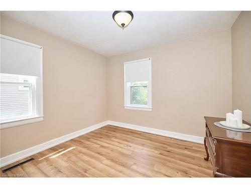 50 Riceland Avenue, Fort Erie, ON - Indoor Photo Showing Other Room