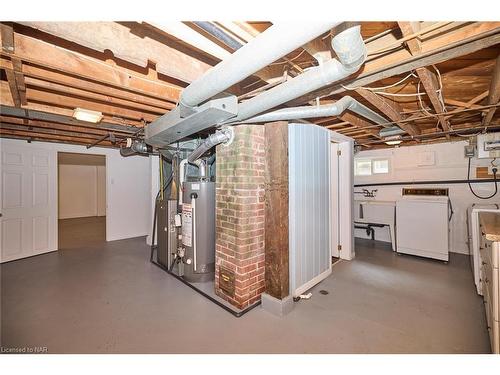 50 Riceland Avenue, Fort Erie, ON - Indoor Photo Showing Basement