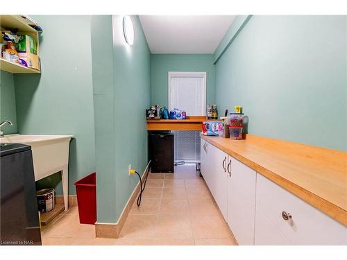 1-174 Martindale Road, St. Catharines, ON - Indoor Photo Showing Laundry Room