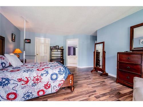 1-174 Martindale Road, St. Catharines, ON - Indoor Photo Showing Bedroom