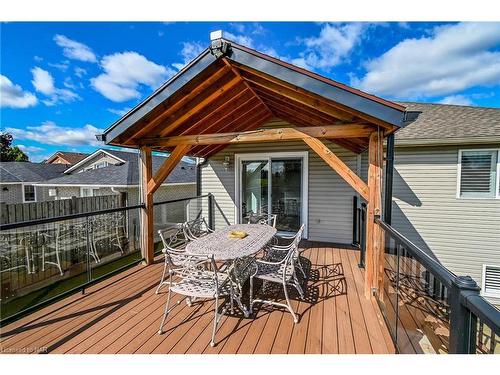 118 Colbeck Drive, Welland, ON - Outdoor With Deck Patio Veranda