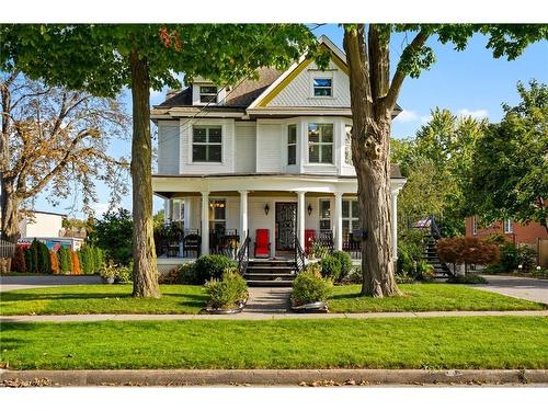 3844 Chippawa Parkway, Niagara Falls, ON - Outdoor With Deck Patio Veranda With Facade