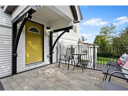 3844 Chippawa Parkway, Niagara Falls, ON - Outdoor With Deck Patio Veranda With Exterior