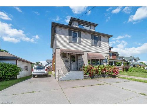 6143 Main Street, Niagara Falls, ON - Outdoor