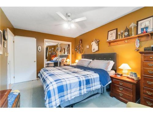 262 First Avenue, Welland, ON - Indoor Photo Showing Bedroom