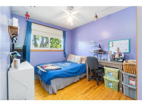 262 First Avenue, Welland, ON - Indoor Photo Showing Bedroom