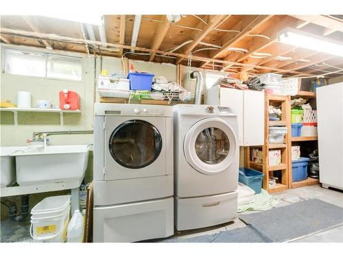 262 First Avenue, Welland, ON - Indoor Photo Showing Laundry Room