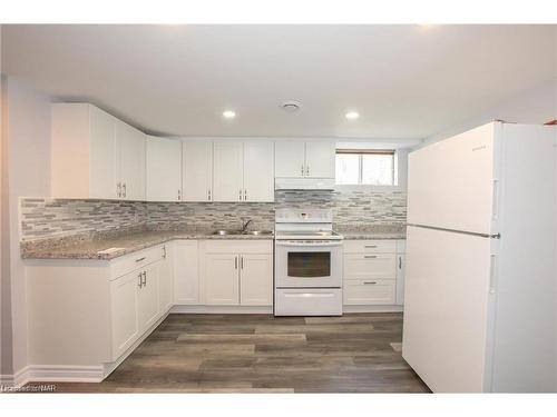 78 Gram Avenue, Welland, ON - Indoor Photo Showing Kitchen With Double Sink