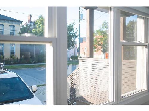 Main Level- Left-26 Duke Street, St. Catharines, ON - Indoor Photo Showing Other Room