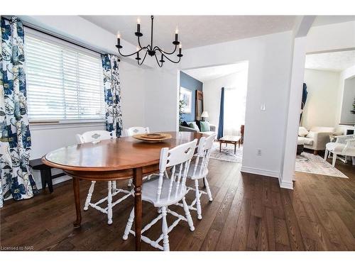 199 Lakewood Avenue, Crystal Beach, ON - Indoor Photo Showing Dining Room