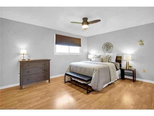 20 Manley Crescent, Thorold, ON - Indoor Photo Showing Bedroom