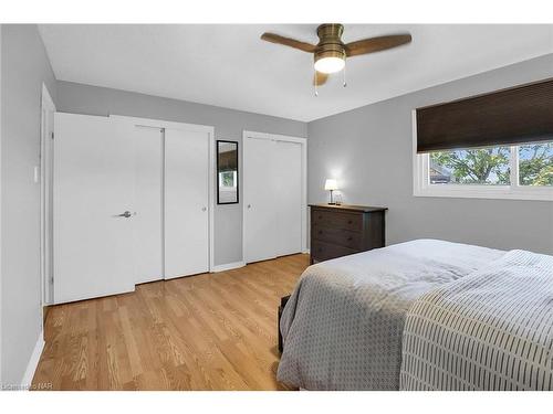 20 Manley Crescent, Thorold, ON - Indoor Photo Showing Bedroom