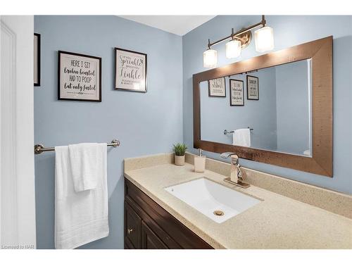 20 Manley Crescent, Thorold, ON - Indoor Photo Showing Bathroom