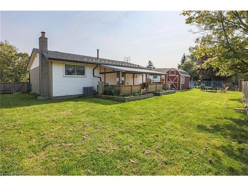 20 Manley Crescent, Thorold, ON - Outdoor With Deck Patio Veranda