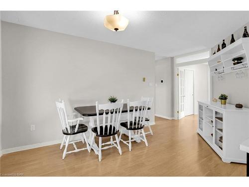 20 Manley Crescent, Thorold, ON - Indoor Photo Showing Dining Room