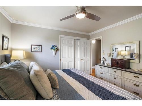 14 Cascade Court, St. Catharines, ON - Indoor Photo Showing Bedroom