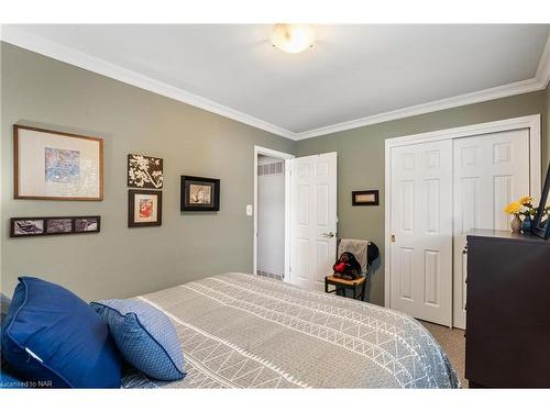 14 Cascade Court, St. Catharines, ON - Indoor Photo Showing Bedroom