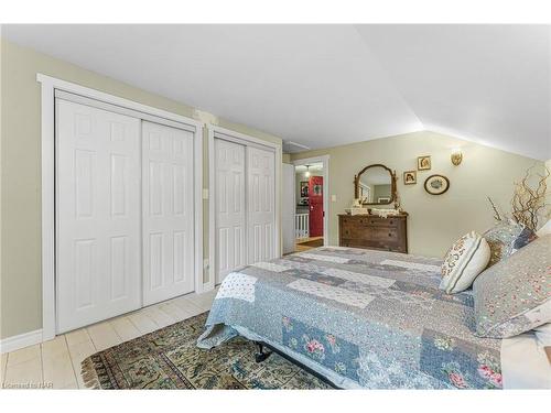 1562 Ridge Rd, Ridgeway, ON - Indoor Photo Showing Bedroom