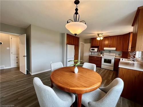 462 Grantham Avenue, St. Catharines, ON - Indoor Photo Showing Dining Room