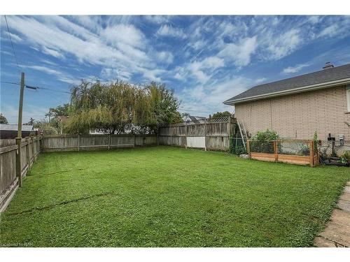 30 Rosedale Avenue, St. Catharines, ON - Outdoor With Backyard