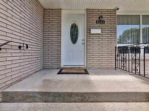 6631 Argyll Crescent, Niagara Falls, ON - Outdoor