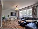 6631 Argyll Crescent, Niagara Falls, ON  - Indoor Photo Showing Living Room 